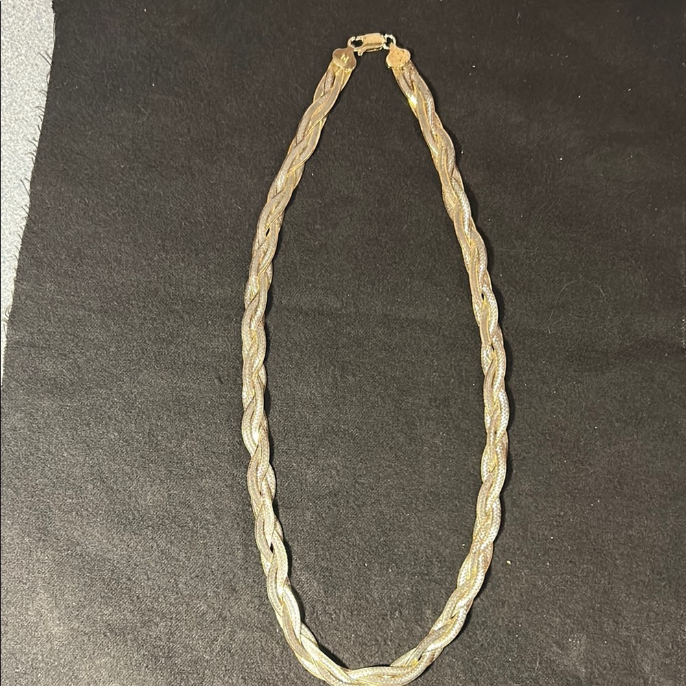 Elegant Gold Braided Necklace